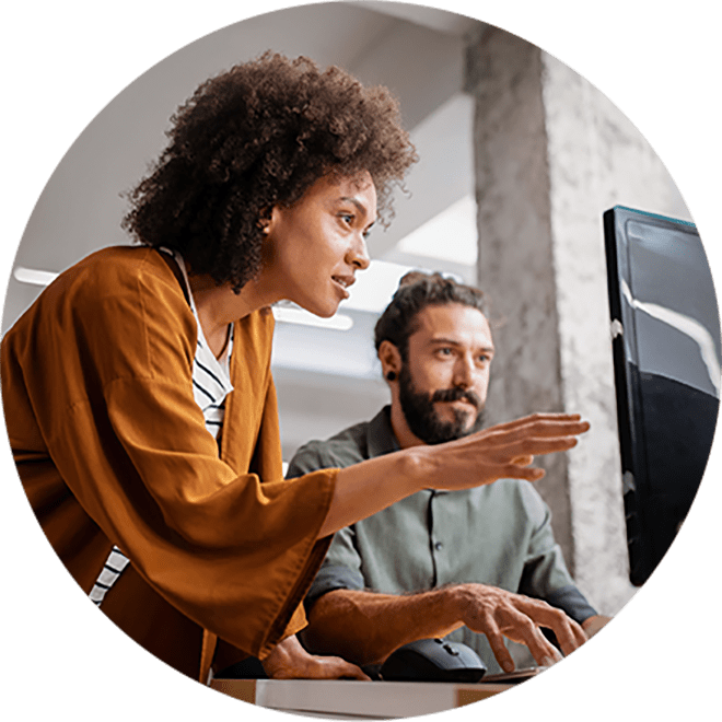 app developers collaborating